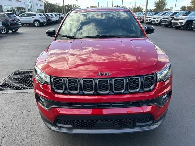 2025 Jeep Compass COMPASS LATITUDE 4X4