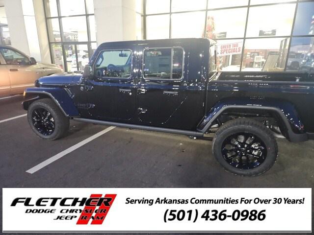 2025 Jeep Gladiator GLADIATOR NIGHTHAWK 4X4