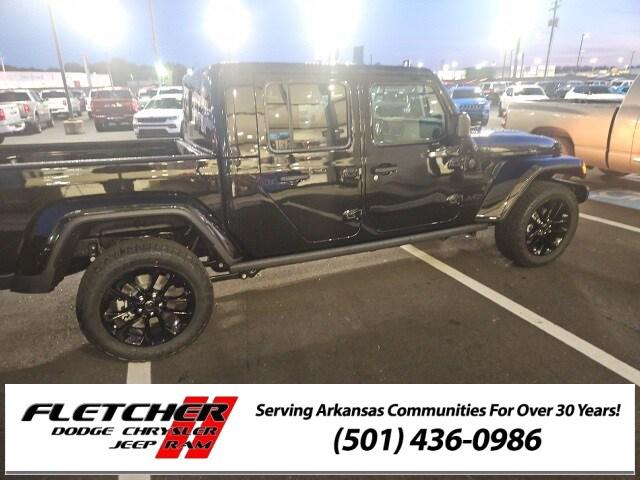 2025 Jeep Gladiator GLADIATOR NIGHTHAWK 4X4