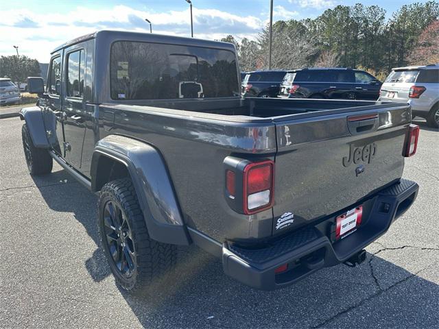 2025 Jeep Gladiator GLADIATOR NIGHTHAWK 4X4