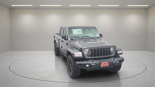 2025 Jeep Gladiator GLADIATOR NIGHTHAWK 4X4