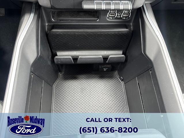 2020 Ram 1500 Big Horn Crew Cab 4x4 5'7" Box