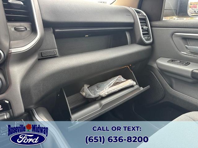 2020 Ram 1500 Big Horn Crew Cab 4x4 5'7" Box