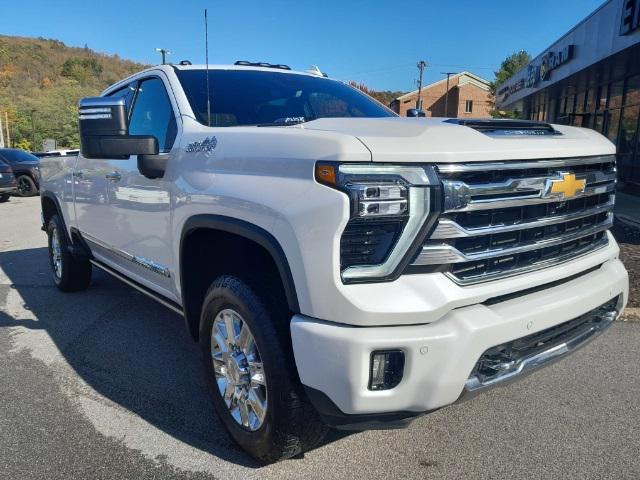 2024 Chevrolet Silverado 2500HD 4WD Crew Cab Standard Bed High Country