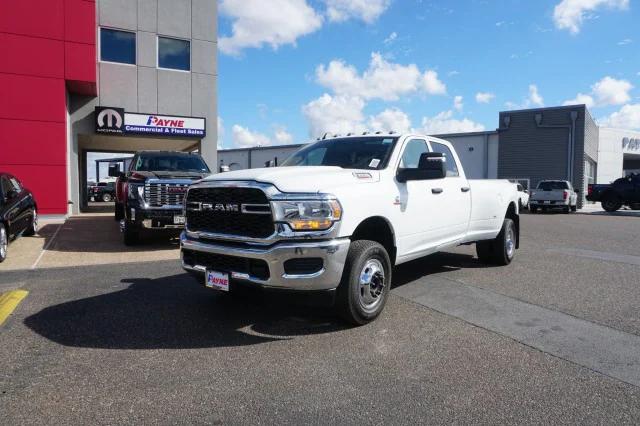 2024 RAM Ram 3500 RAM 3500 TRADESMAN CREW CAB 4X4 8 BOX