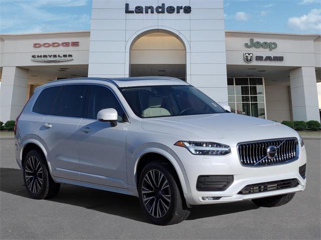 2022 Volvo XC90 T5 Momentum 7 Passenger