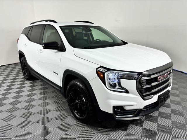 2023 GMC Terrain AWD AT4