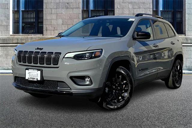 2023 Jeep Cherokee Altitude Lux 4x4