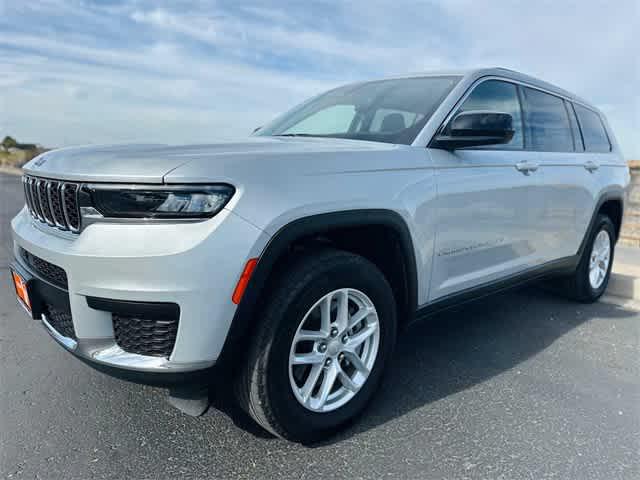 2023 Jeep Grand Cherokee L Laredo 4x4