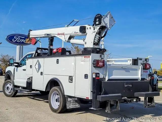 2023 Ford F-550 XLT
