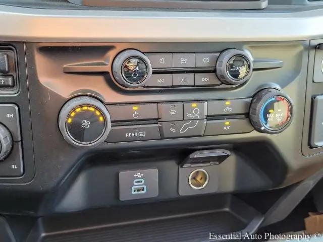 2023 Ford F-550 XLT