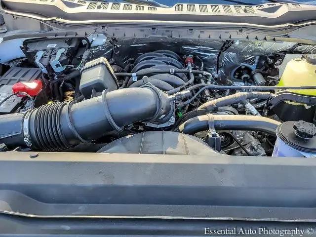 2023 Ford F-550 XLT