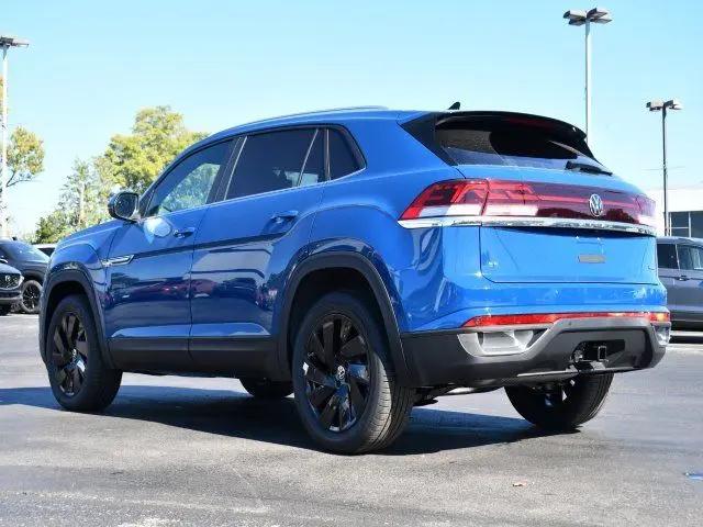 2025 Volkswagen Atlas Cross Sport 2.0T SE w/Technology