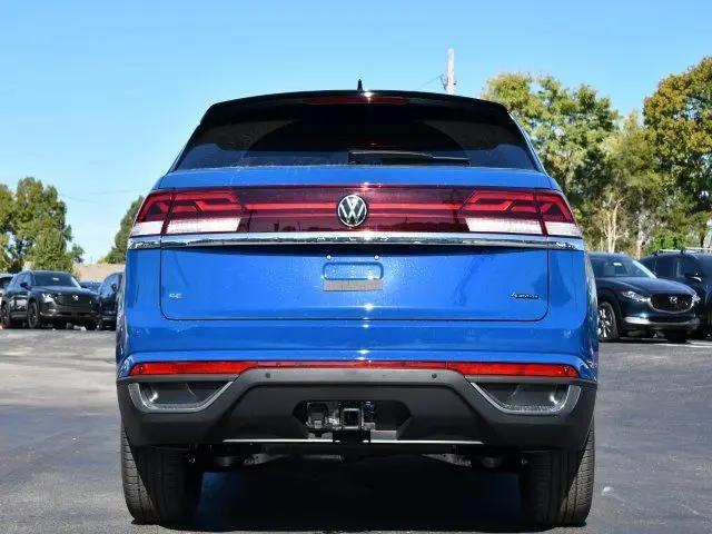 2025 Volkswagen Atlas Cross Sport 2.0T SE w/Technology