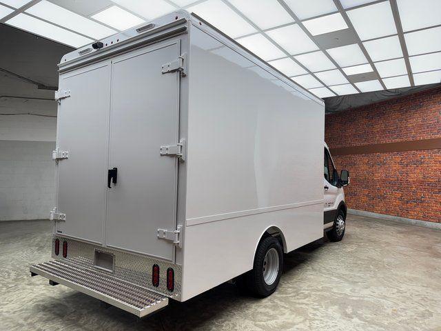 2024 Ford Transit Chassis Base