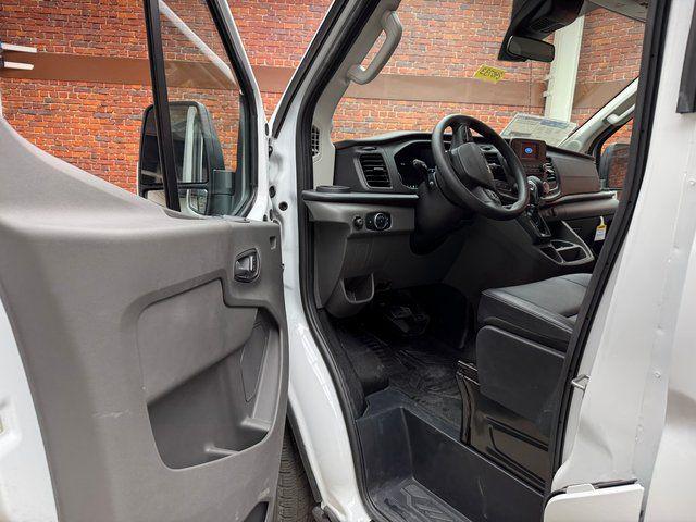 2024 Ford Transit Chassis Base