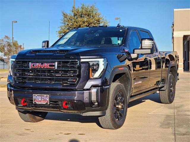 2024 GMC Sierra 2500HD 4WD Crew Cab Standard Bed AT4