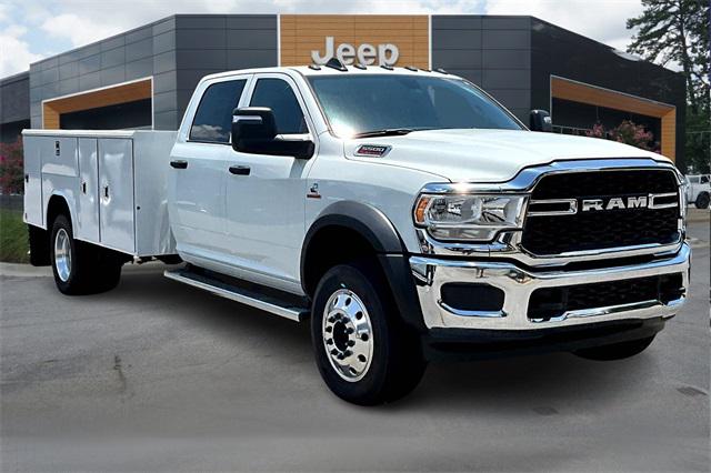 2024 RAM Ram 5500 Chassis Cab RAM 5500 TRADESMAN CHASSIS CREW CAB 4X4 84 CA