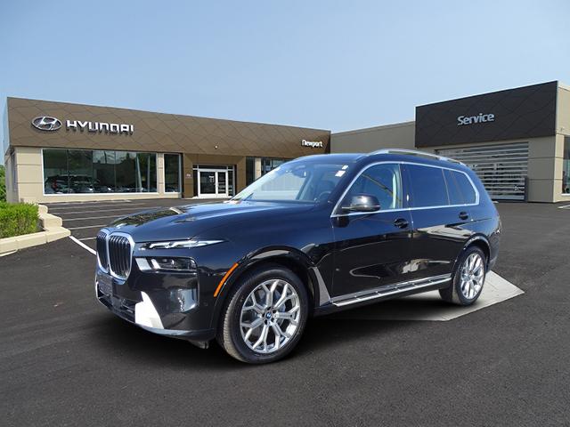 2023 BMW X7