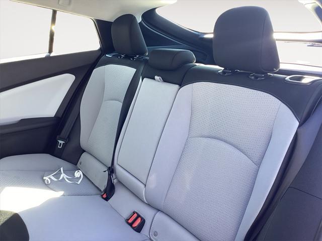 2022 Toyota Prius LE