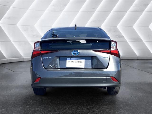 2022 Toyota Prius LE