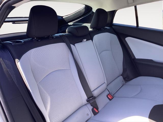 2022 Toyota Prius LE