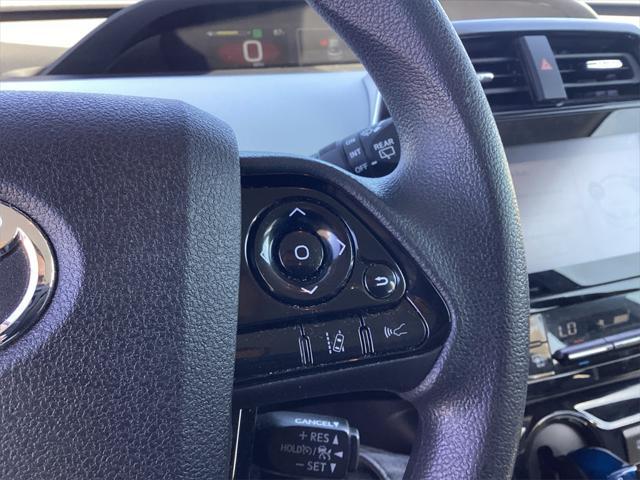 2022 Toyota Prius LE