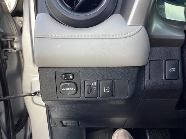 2018 Toyota RAV4 Hybrid XLE