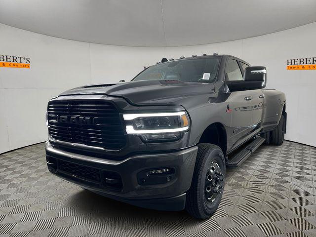 2024 RAM Ram 3500 RAM 3500 LARAMIE CREW CAB 4X4 8 BOX