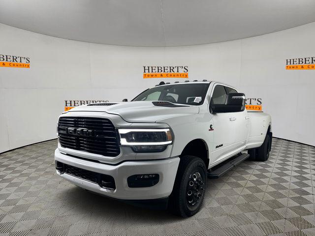 2024 RAM Ram 3500 RAM 3500 LARAMIE CREW CAB 4X4 8 BOX