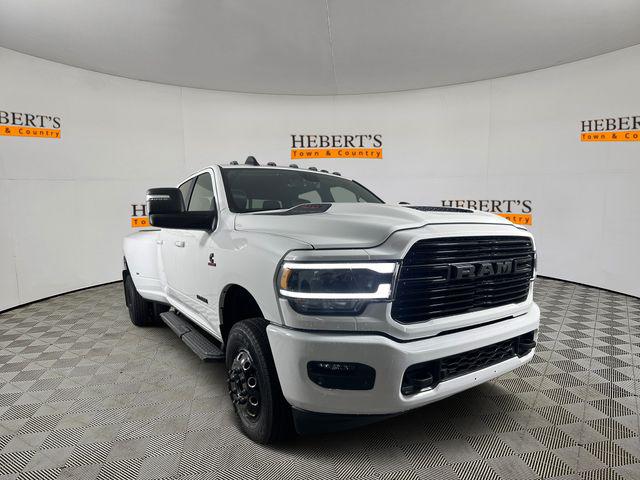 2024 RAM Ram 3500 RAM 3500 LARAMIE CREW CAB 4X4 8 BOX