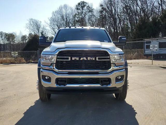 2024 RAM Ram 5500 Chassis Cab RAM 5500 TRADESMAN CHASSIS CREW CAB 4X4 84 CA