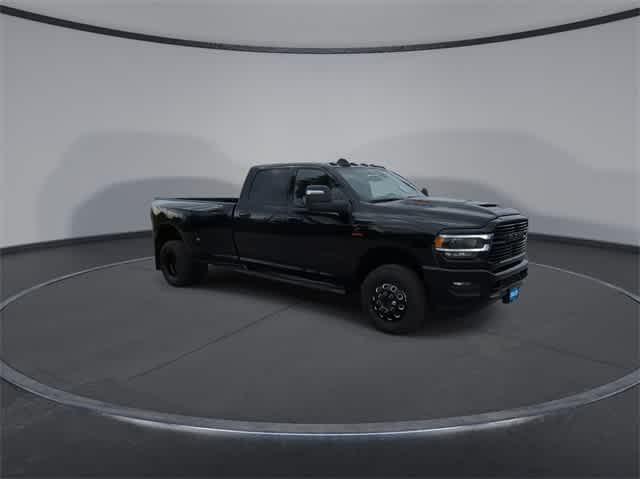 2024 RAM Ram 3500 RAM 3500 LARAMIE CREW CAB 4X4 8 BOX