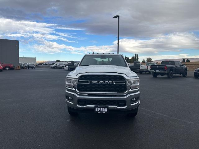 2024 RAM 3500 Big Horn Crew Cab 4x4 8 Box