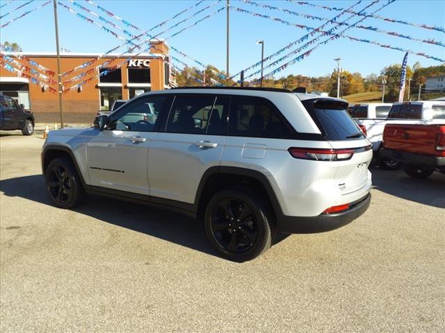 2023 Jeep Grand Cherokee Altitude 4x4