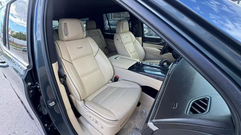2021 Cadillac Escalade 4WD Premium Luxury