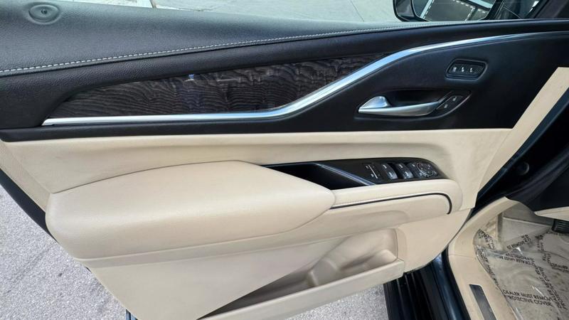 2021 Cadillac Escalade 4WD Premium Luxury