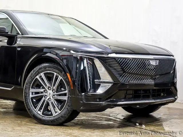2025 Cadillac iQ Luxury w/1SD