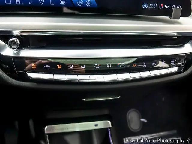 2025 Cadillac iQ Luxury w/1SD