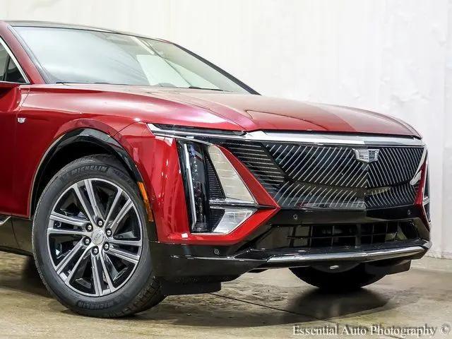 2025 Cadillac iQ Luxury w/1SD