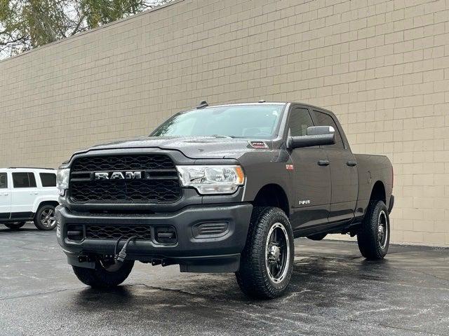 2022 RAM 2500 Tradesman Crew Cab 4x4 64 Box