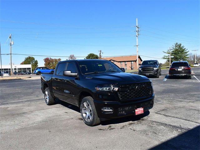 2025 RAM Ram 1500 RAM 1500 TRADESMAN CREW CAB 4X4 57 BOX