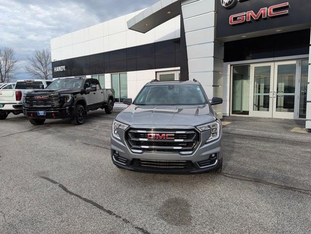 2024 GMC Terrain AWD AT4