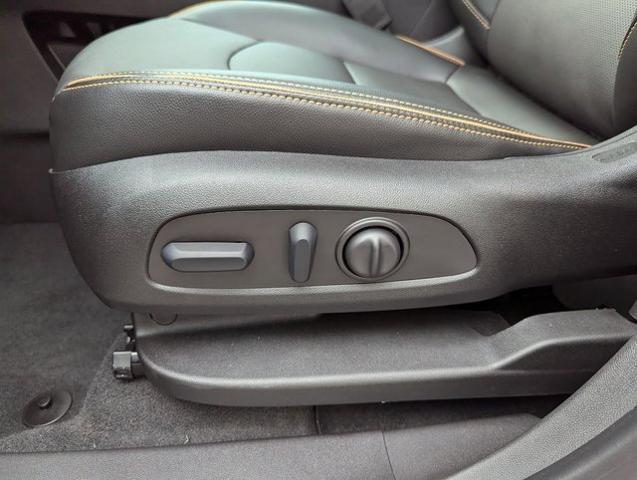 2024 GMC Terrain AWD AT4