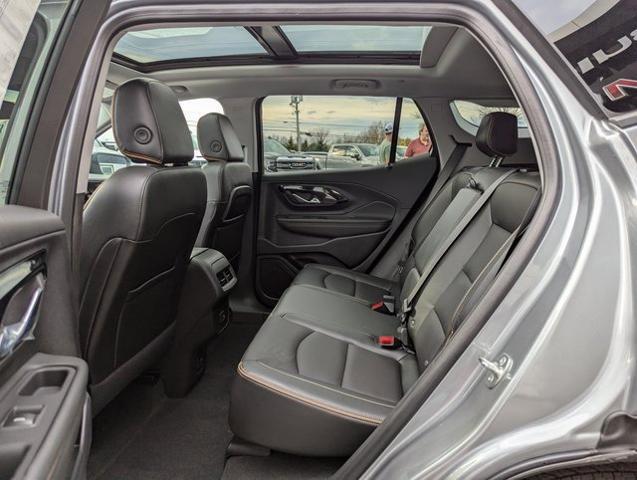 2024 GMC Terrain AWD AT4