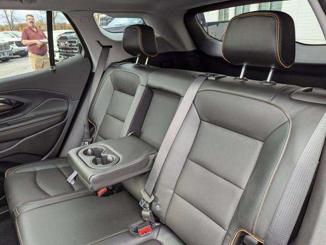 2024 GMC Terrain AWD AT4