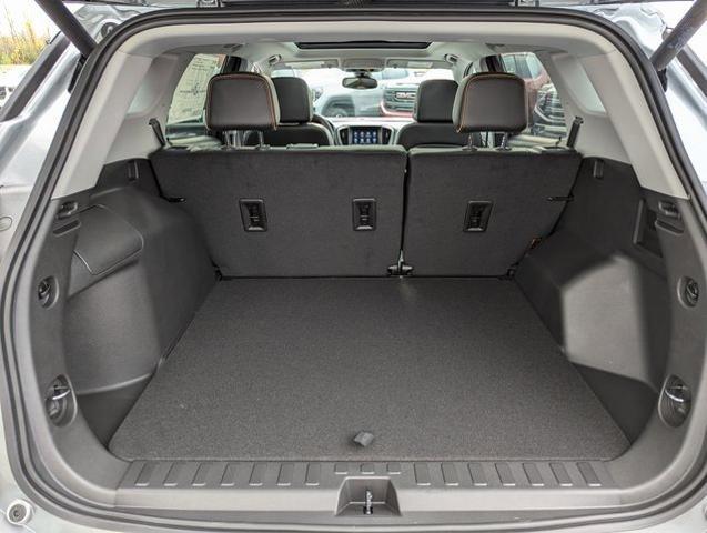 2024 GMC Terrain AWD AT4