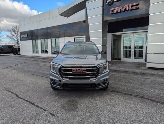 2024 GMC Terrain AWD AT4