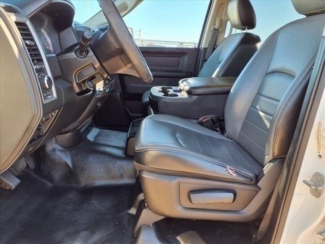 2022 Ram 1500 Classic Tradesman Crew Cab 4x4 5'7" Box