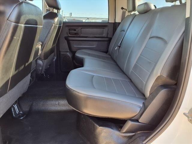 2022 Ram 1500 Classic Tradesman Crew Cab 4x4 5'7" Box
